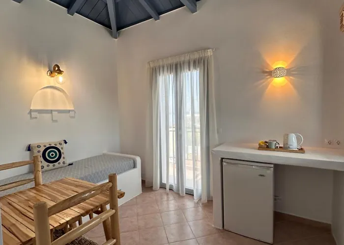 Aquarius Village Agistri