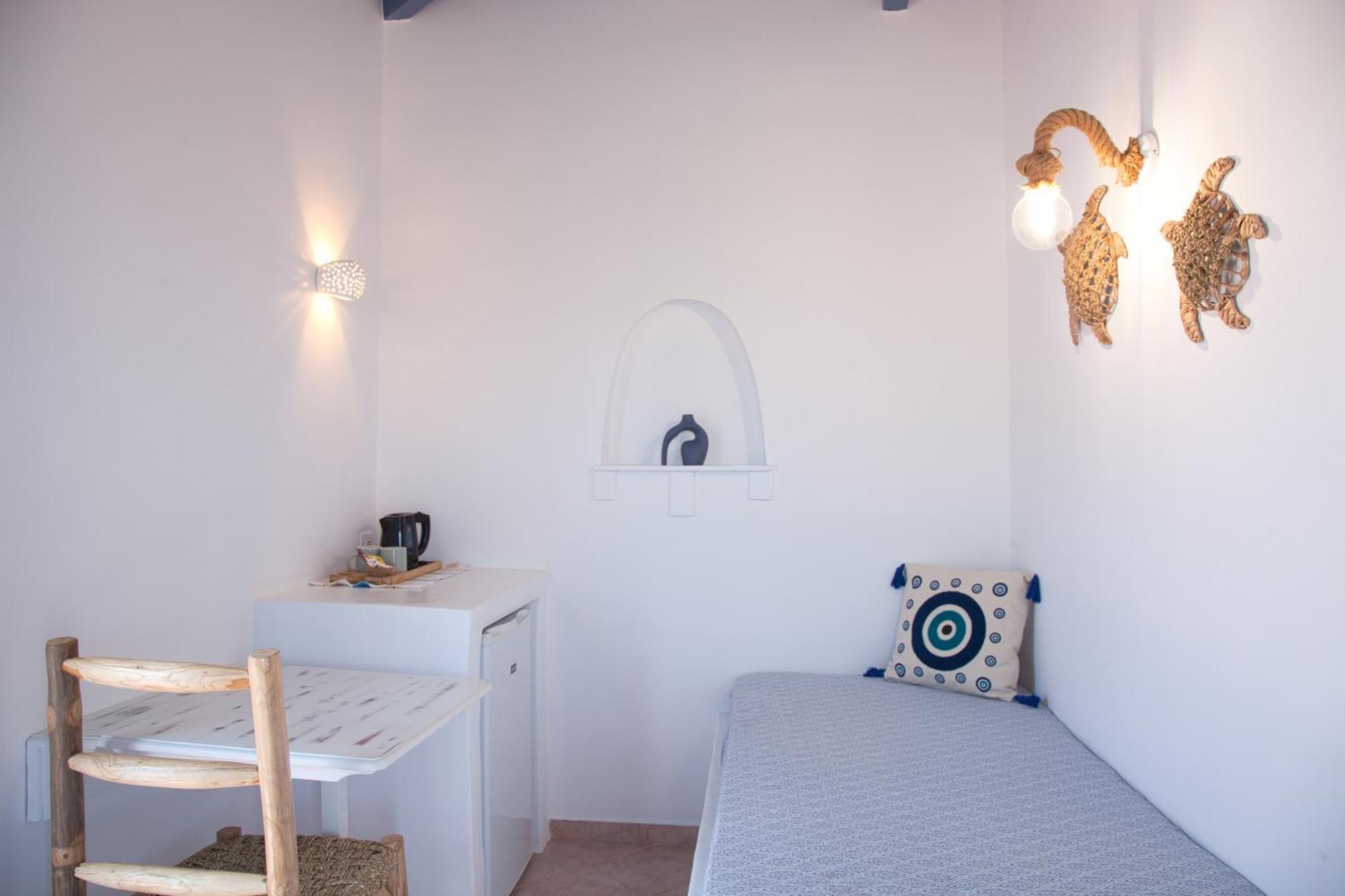 Aquarius Village Agistri 3* Skála
