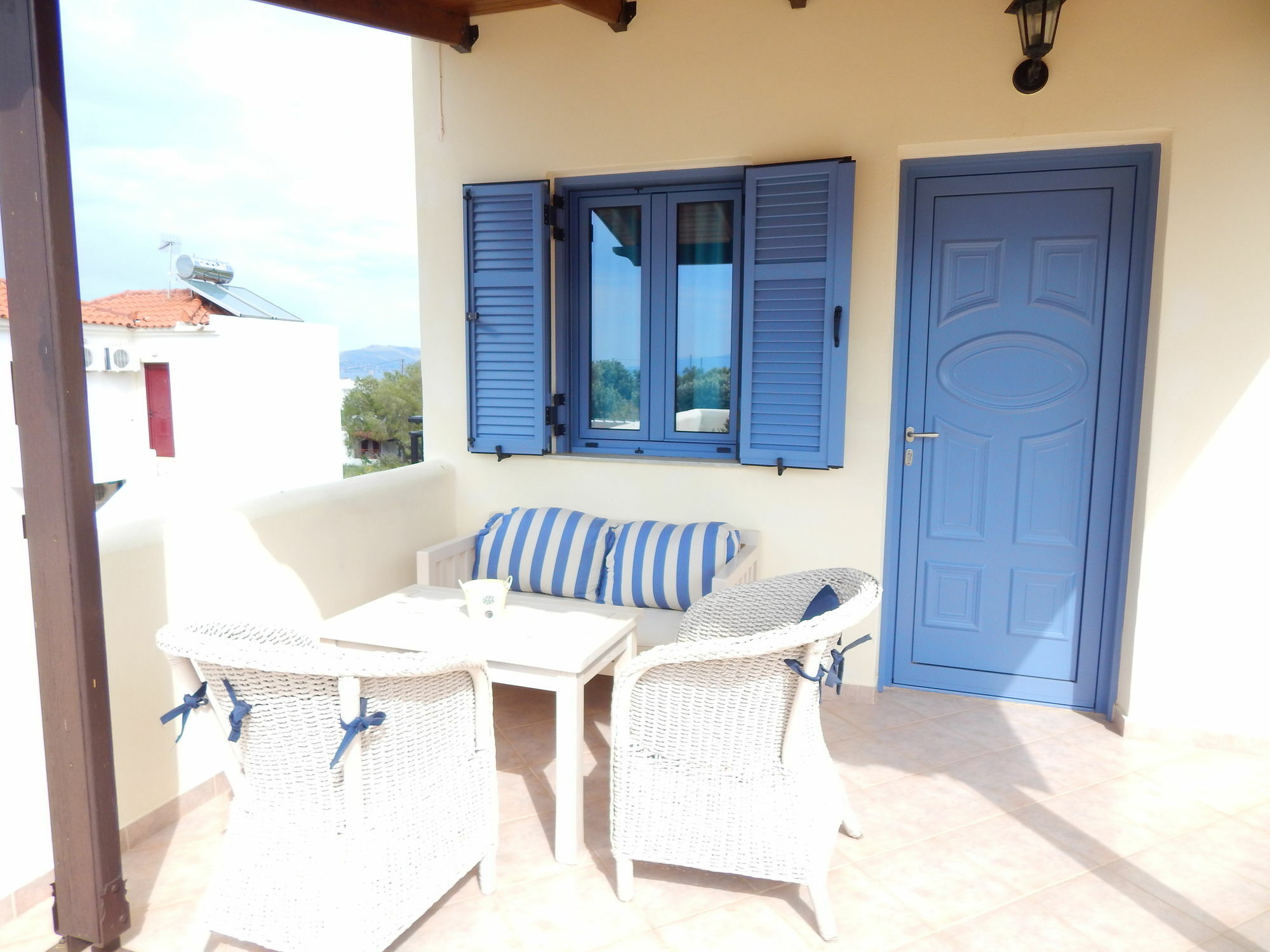 Aquarius Village Agistri Aparthotel 3*